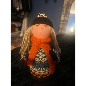 Handmade FigWinter Holiday Decor Orange Scarf Hat‎